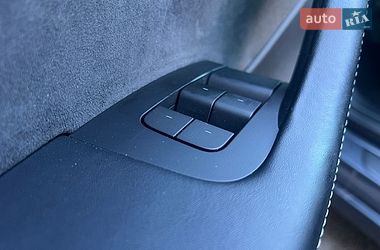 Седан Tesla Model 3 2022 в Києві