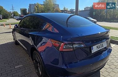 Седан Tesla Model 3 2018 в Львове