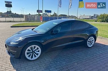 Седан Tesla Model 3 2022 в Львові