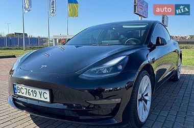 Седан Tesla Model 3 2022 в Львові