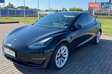 Седан Tesla Model 3 2022 в Львові