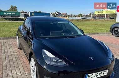 Седан Tesla Model 3 2022 в Львові