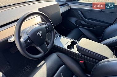 Седан Tesla Model 3 2022 в Львові