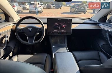Седан Tesla Model 3 2022 в Львові