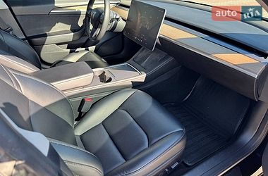 Седан Tesla Model 3 2022 в Львові