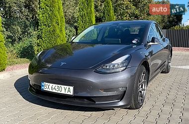 Седан Tesla Model 3 2019 в Хмельницькому
