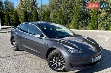 Седан Tesla Model 3 2019 в Хмельницком