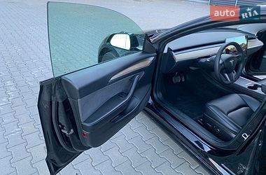 Седан Tesla Model 3 2022 в Киеве