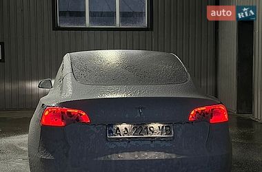 Седан Tesla Model 3 2017 в Києві