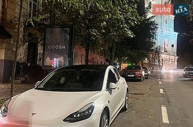 Седан Tesla Model 3 2017 в Києві