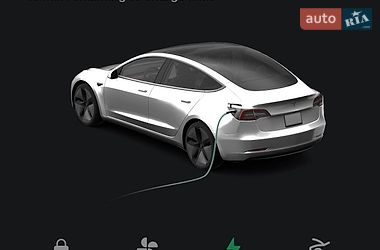 Седан Tesla Model 3 2017 в Києві