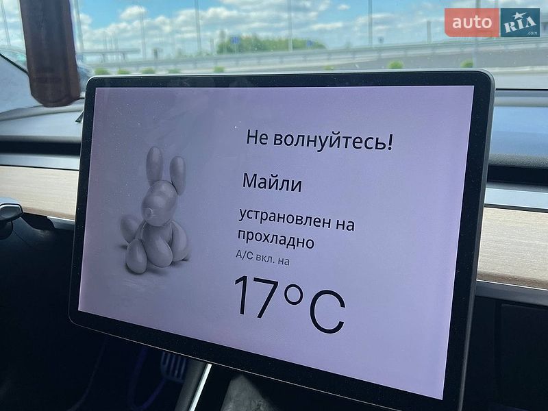 Седан Tesla Model 3 2017 в Києві