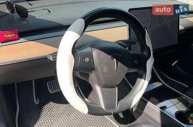 Седан Tesla Model 3 2017 в Києві
