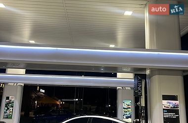Седан Tesla Model 3 2017 в Києві