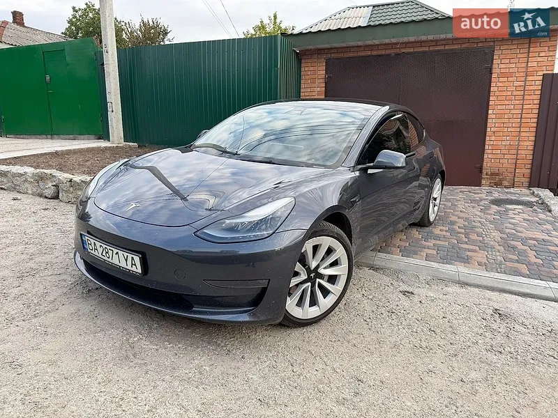 Tesla Model 3