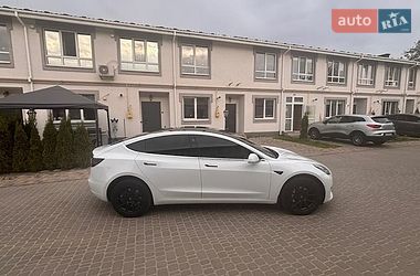 Седан Tesla Model 3 2018 в Борисполі