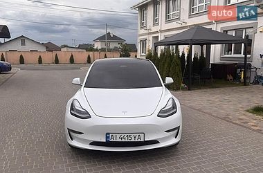 Седан Tesla Model 3 2018 в Борисполі