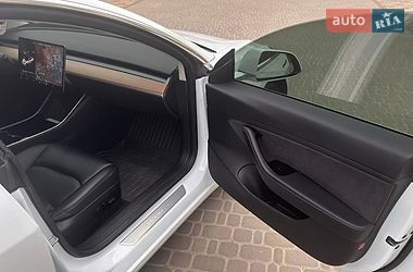 Седан Tesla Model 3 2018 в Борисполі