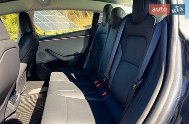 Седан Tesla Model 3 2024 в Тернополі