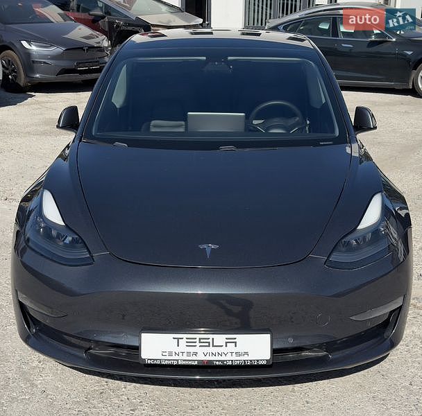 Седан Tesla Model 3 2021 в Вінниці