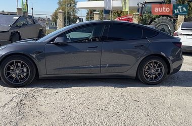 Седан Tesla Model 3 2021 в Вінниці