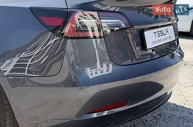 Седан Tesla Model 3 2021 в Вінниці