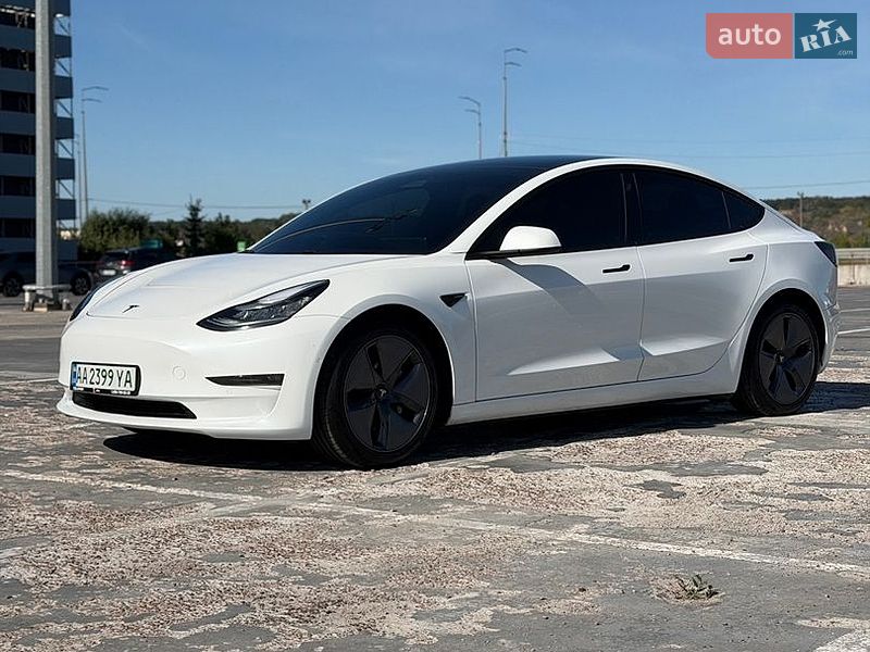 Седан Tesla Model 3 2019 в Киеве Седан Tesla Model 3 2019 в Киеве