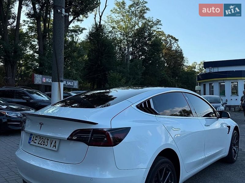 Седан Tesla Model 3 2020 в Львове фото 3 Седан Tesla Model 3 2020 в Львове