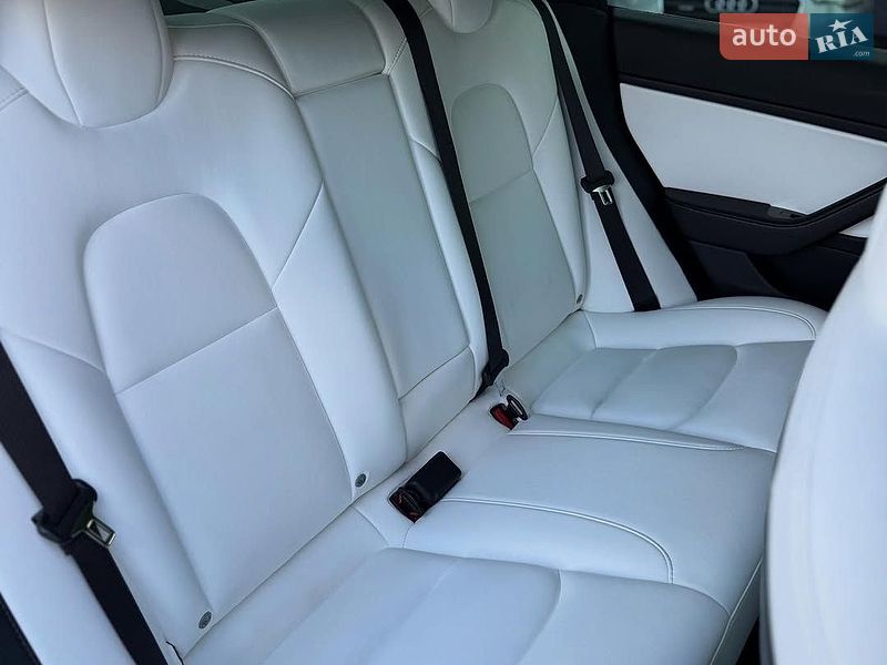 Седан Tesla Model 3 2020 в Львове фото 7 Седан Tesla Model 3 2020 в Львове