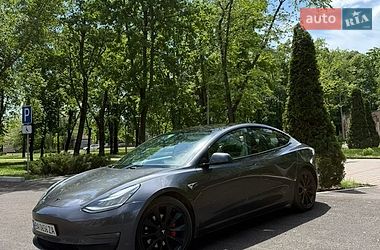 Седан Tesla Model 3 2018 в Кривом Роге