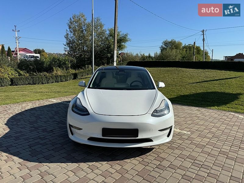 Седан Tesla Model 3 2019 в Черновцах фото 2 Седан Tesla Model 3 2019 в Черновцах