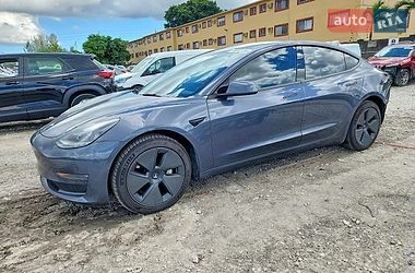 Седан Tesla Model 3 2023 в Хмельницком