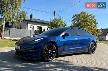 Седан Tesla Model 3 2019 в Луцке Седан Tesla Model 3 2019 в Луцке