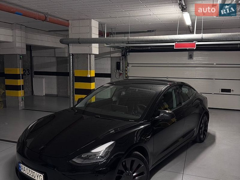 Tesla Model 3 2021