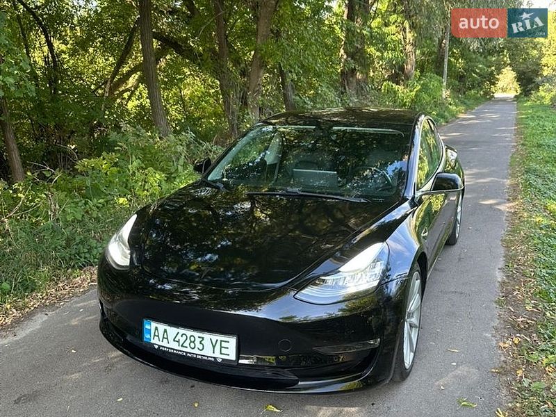 Tesla Model 3 2018 Tesla Model 3 2018