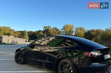 Седан Tesla Model 3 2018 в Львове фото 7 Седан Tesla Model 3 2018 в Львове