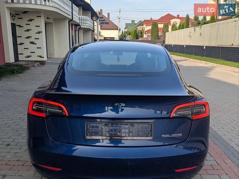 Седан Tesla Model 3 2023 в Тернополе фото 6 Седан Tesla Model 3 2023 в Тернополе