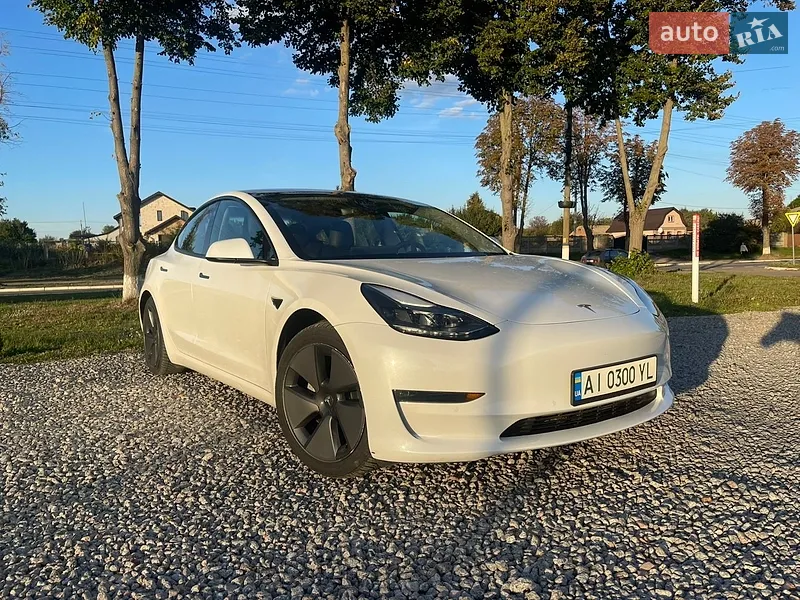 Tesla Model 3 2021