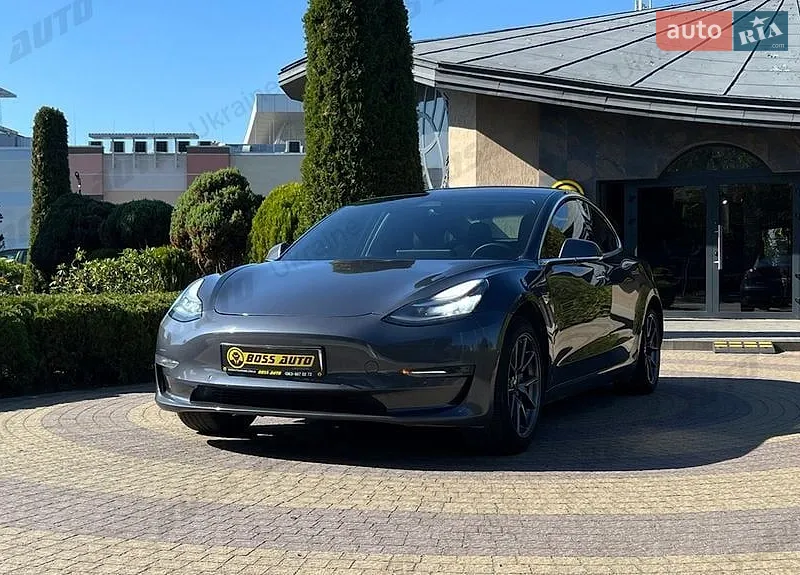 Tesla Model 3