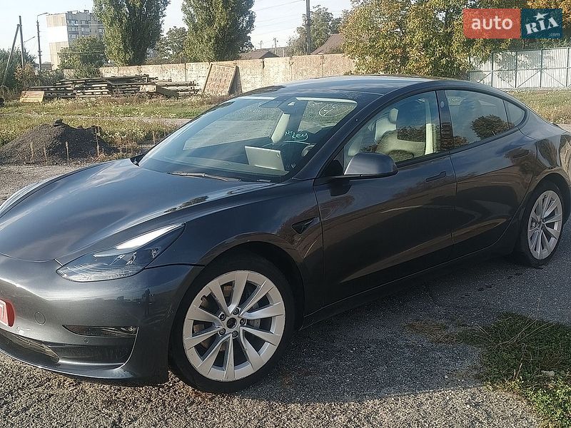 Седан Tesla Model 3 2022 в Хмельницькому