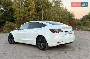 Седан Tesla Model 3 2019 в Трускавце