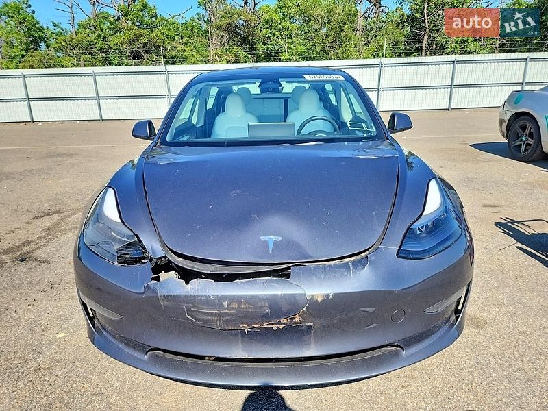 Седан Tesla Model 3 2023 в Черновцах фото 5 Седан Tesla Model 3 2023 в Черновцах