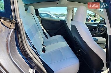 Седан Tesla Model 3 2023 в Черновцах фото 10 Седан Tesla Model 3 2023 в Черновцах