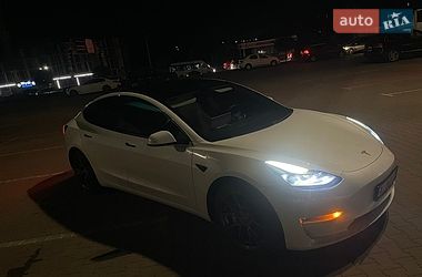Седан Tesla Model 3 2021 в Києві фото 2 Седан Tesla Model 3 2021 в Києві