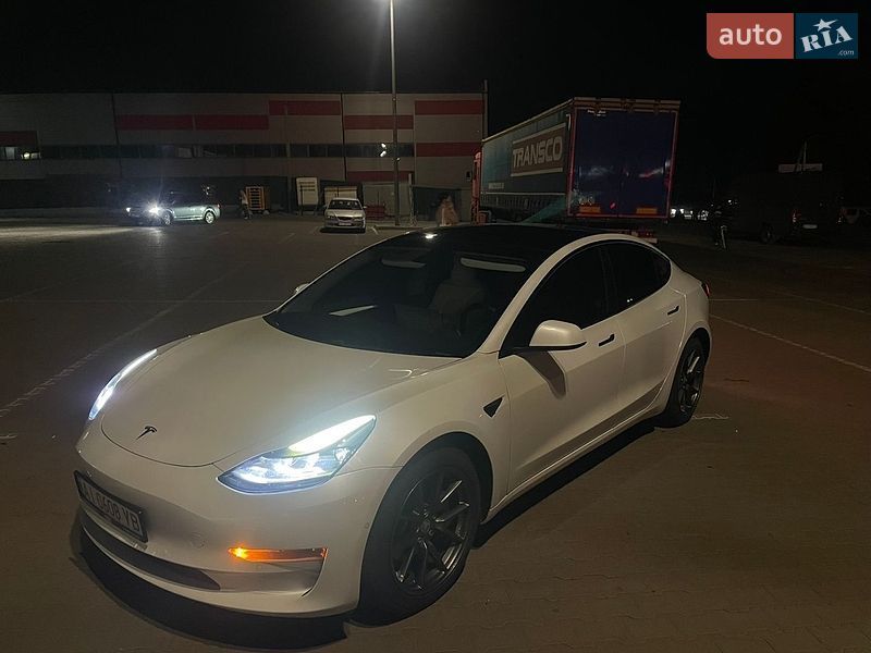 Седан Tesla Model 3 2021 в Києві фото 4 Седан Tesla Model 3 2021 в Києві