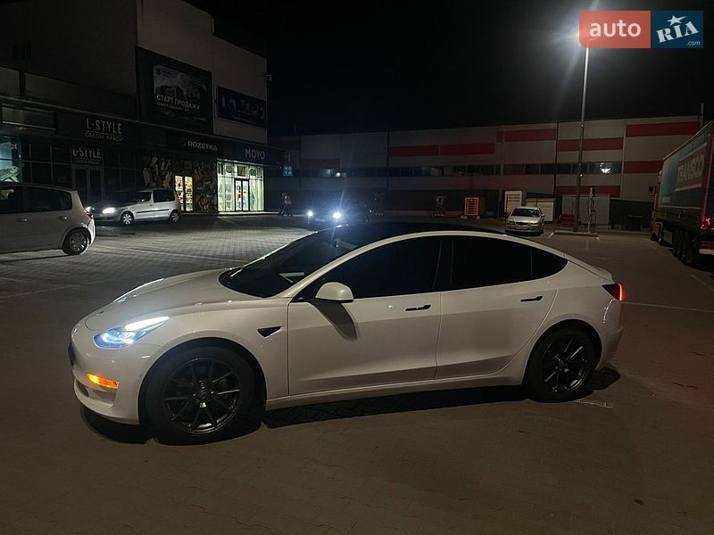 Седан Tesla Model 3 2021 в Києві фото 6 Седан Tesla Model 3 2021 в Києві