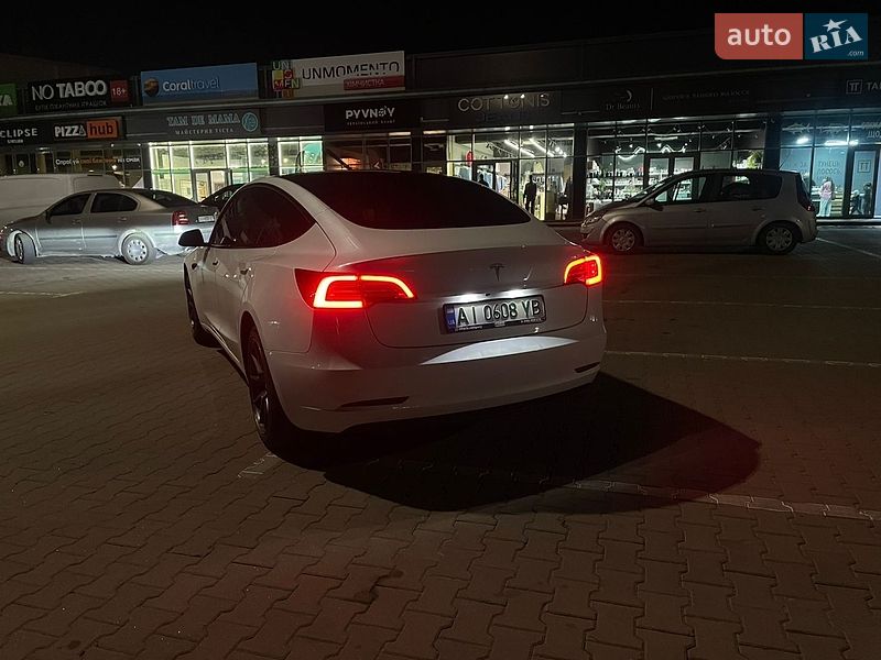 Седан Tesla Model 3 2021 в Києві фото 10 Седан Tesla Model 3 2021 в Києві