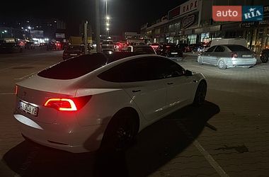 Седан Tesla Model 3 2021 в Києві фото 13 Седан Tesla Model 3 2021 в Києві