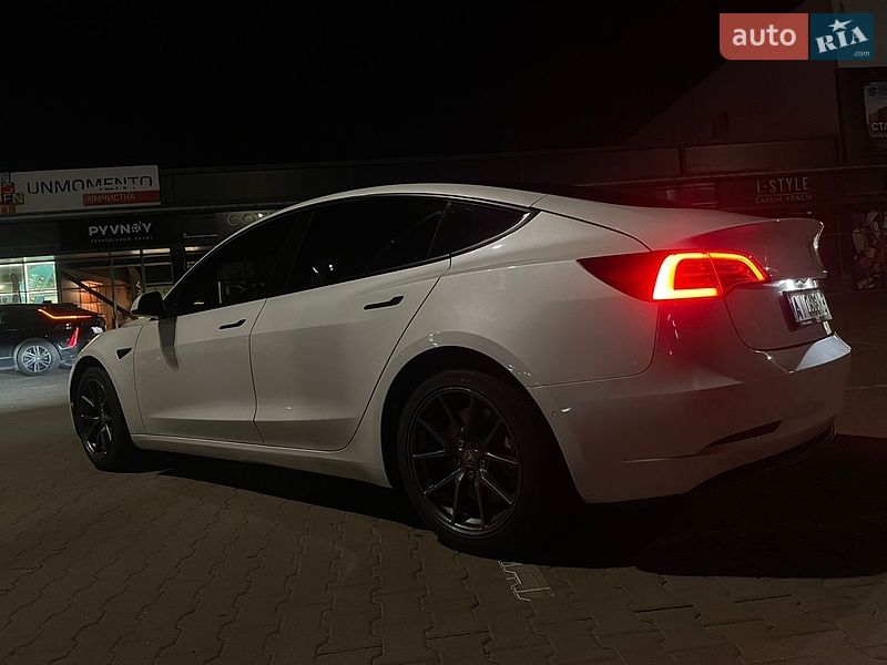 Седан Tesla Model 3 2021 в Києві фото 17 Седан Tesla Model 3 2021 в Києві