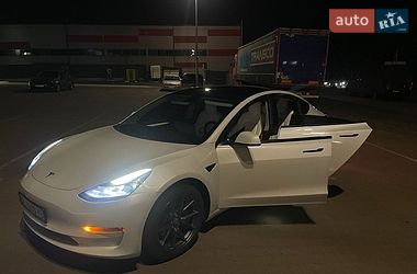 Седан Tesla Model 3 2021 в Києві фото 18 Седан Tesla Model 3 2021 в Києві